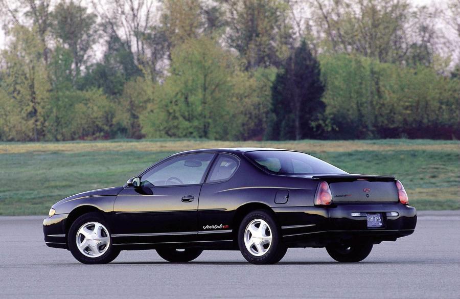  Chevrolet Monte Carlo SS 2000 года  (фото 29 из 35)
